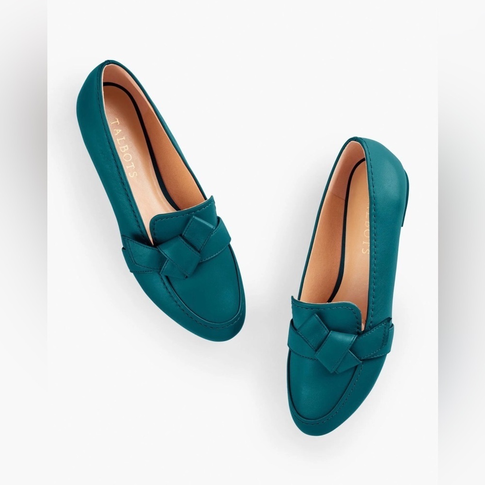 Talbots Ryan Knot Nappa Leather Loafers
Teal Blue Size 6.5M NWT